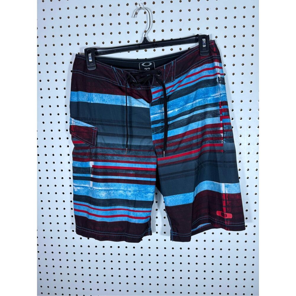 Oakley board shorts size 33